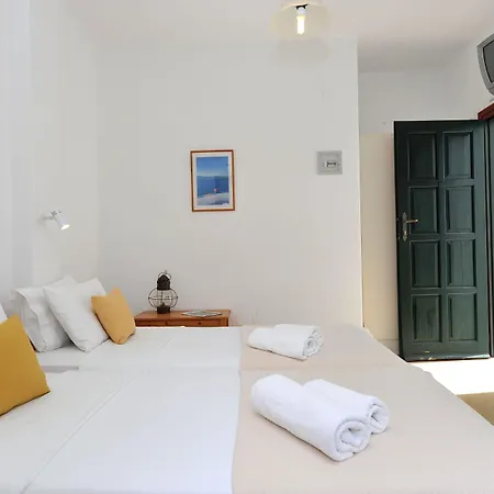 Aparthotel Rallis 3*